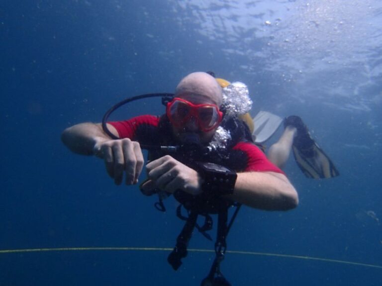 Scuba Diving Lessons for Beginners – Complete Guide for Your First Dive